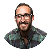 headshot of Steve Selzer, Experience Design Manager Airbnb